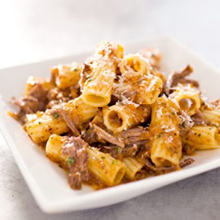 Rigatoni with Beef and Onion Ragu