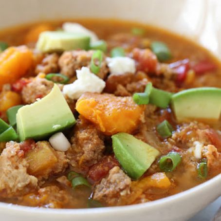 Slow Cooker Paleo Jalapeño Popper Chicken Chili 