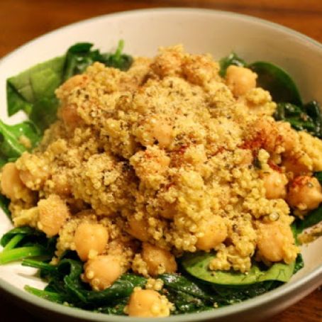 Quinoa with Chickpeas and Spinach
