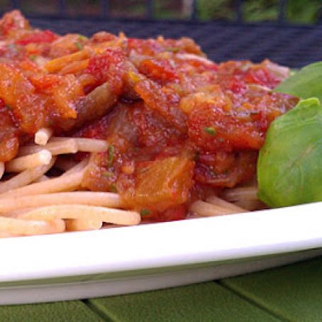 Slow Cooker Summer Pasta Sauce with Fresh Basil