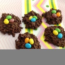 Easter nests w/coconut