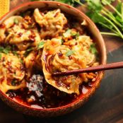 Sichuan-Style Wontons in Hot and Sour Vinegar and Chili Oil Sauce (Suanla Chaoshou) Recipe