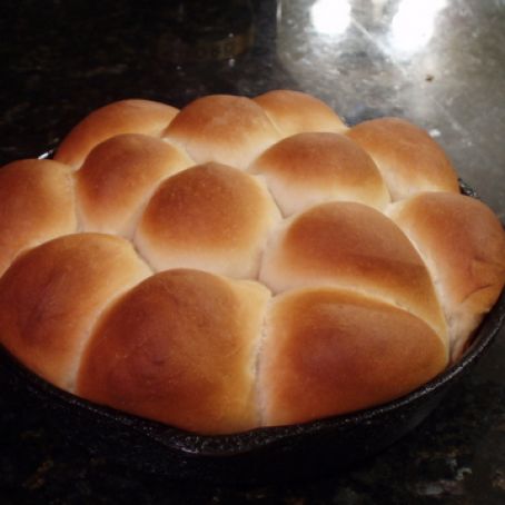 Classic Dinner Rolls