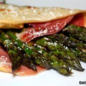 CREPES DE ESPARRAGOS Y JAMON SERRANO