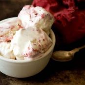 Strawberry ice cream with guajillo chile