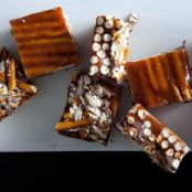 MUSTARD CARAMEL CRUNCHIES