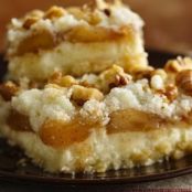 Gluten-Free Apple Streusel Cheesecake Bars
