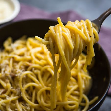 Spaghetti With Carbonara Sauce