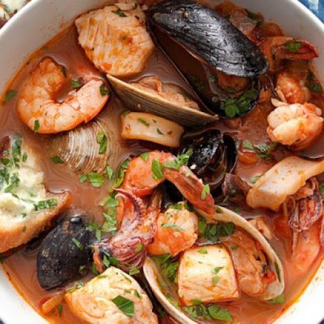 Cioppino Seafood Stew