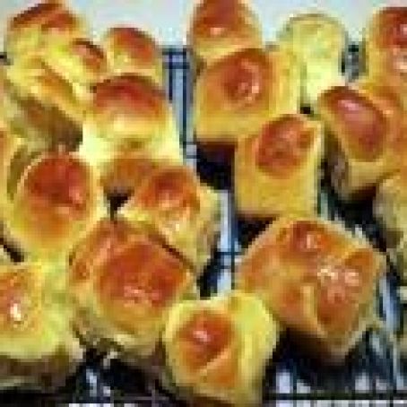 Buttery Bread Machine Rolls