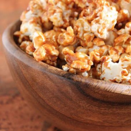 Salted Peanut Butter Caramel Corn