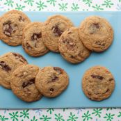 Bobby Flay's Throwdown Chocolate Chip Cookies