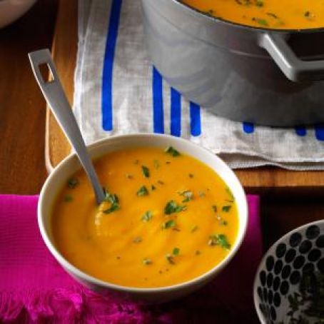 Roasted Autumn Vegetable Soup