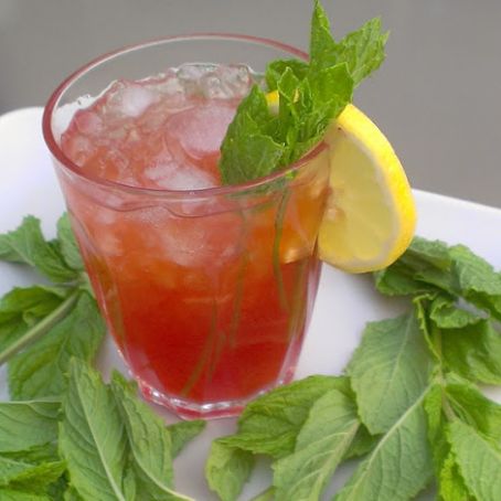 Spiked Strawberry Mint Lemonade
