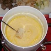 CHEESE FONDUE