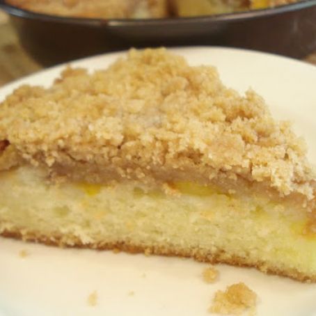 Peach Cake With Buttery Crumb Topping