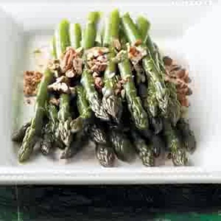 Fresh Asparagus with Pecans 