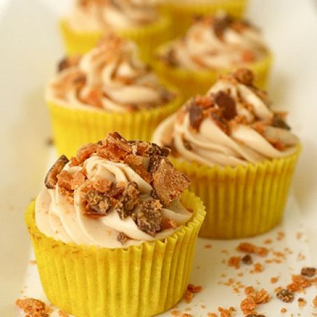 Butterfinger Cupcakes