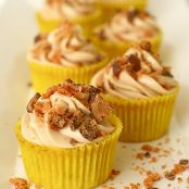 Butterfinger Cupcakes
