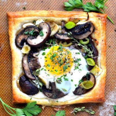 Mushroom and Egg Breakfast Pastries