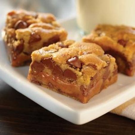 CHOCOLATE CHIP CARAMEL BARS