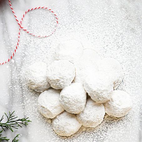 Pecan Sandies Cookies (Mexican Wedding Cookies) 