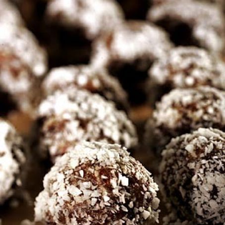 Shira Levy's No-Bake Nut Balls*
