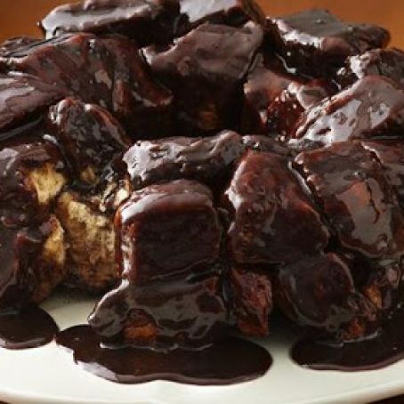 Hot Fudge-Marshmallow Monkey Bread