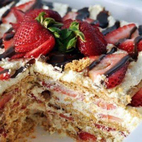 No-Bake Strawberry Icebox Cake