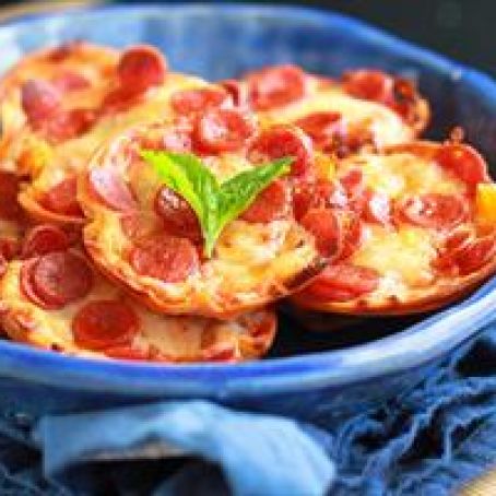 Mini Tortilla-Crust Pizzas