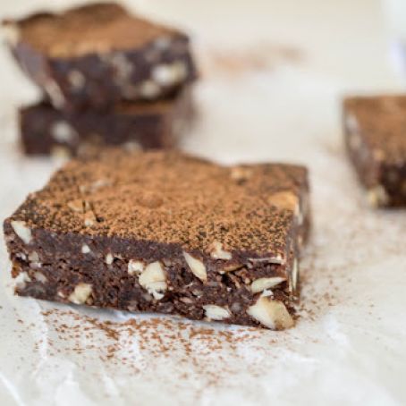 brownie - Raw “Brownies” or The Best Healthy Snack Bar