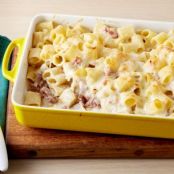 BAKED RIGATONI WITH BECHAMEL SAUCE