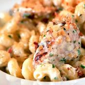 The Bistro's Mac 'n' Cheese with Grilled Chicken