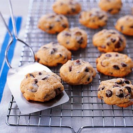 Soft Chocolate Chip Cookies