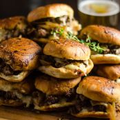 FRENCH ONION BEEF SLIDERS