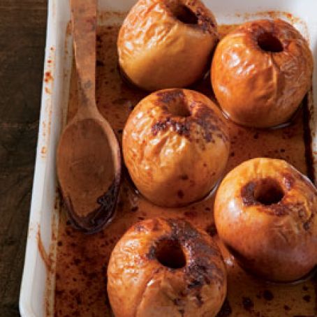 Baked Apples with Caramel Sauce