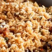 ARROZ CON GANDULES (RICE AND PIGEON PEAS)