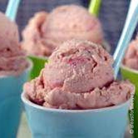 Strawberry Cheesecake Ice Cream