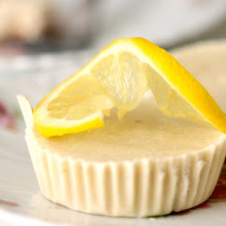 Vegan Mini Lemon Cheesecakes