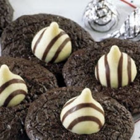Tuxedo Brownie HUGS Cookies