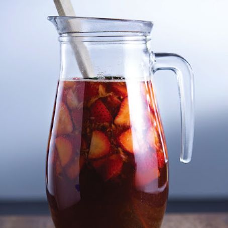 Strawberry Pimm's Cup