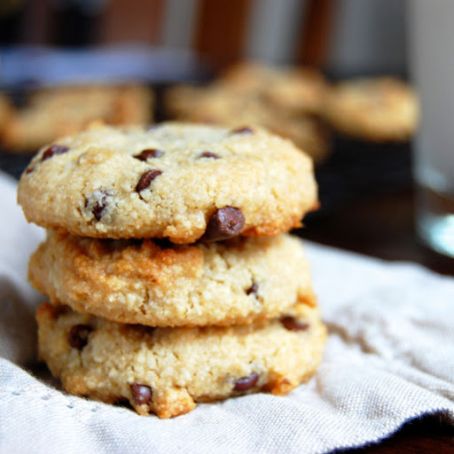 Simple Paleo Chocolate Chip Cookies - Mainstay