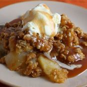 Vanilla Apple Crisp with Caramel Sauce