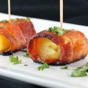 Sriracha-Honey Glazed Bacon-Wrapped Pineapple