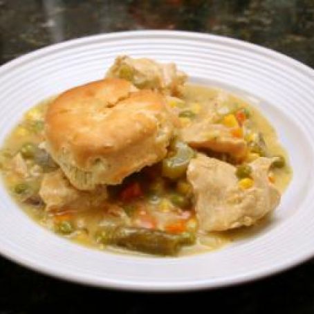 Slow Cooker Chicken w/Biscuits