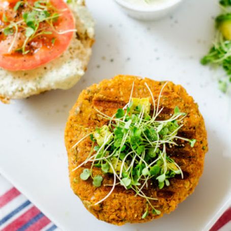 Sweet Potato Quinoa Burgers with Avocado Cilantro Yogurt Sauce