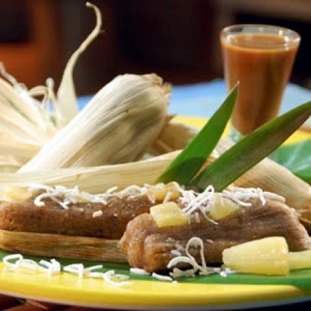 TAMALES DE PIÑA Y COCO