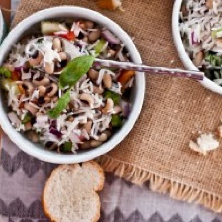 Hoppin' John New Year's Salad