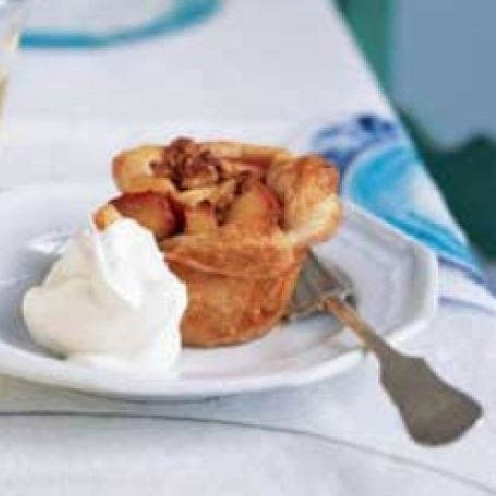 Quick Apple-Walnut Tarts
