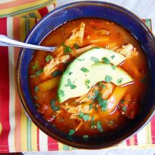 Paleo Crockpot Chicken Enchilada Soup